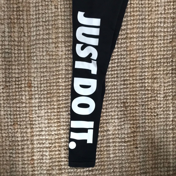 JUST DO IT. Nike Leggings - Picture 5 of 5